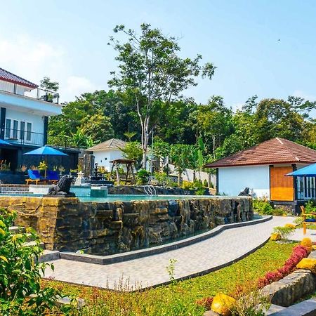 House Of Belasun Pelabuhan Ratu Exterior photo